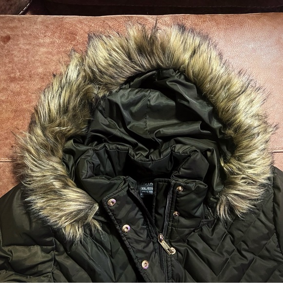 Kenneth Cole Reaction Brown Women’s Quilted Puffy Coat, XXL, New Without Tags. - Picture 4 of 7